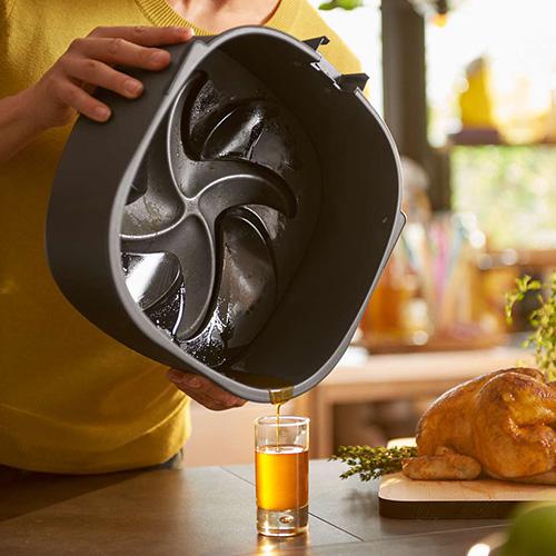 Philips Viva Collection Airfryer with Fat Removal Technology XXL  - Black